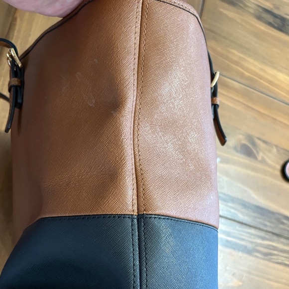 Michael Kors Tan and Black Tote Bag - Picture 8 of 11